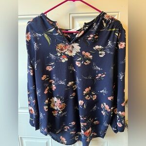 Floral split neck blouse